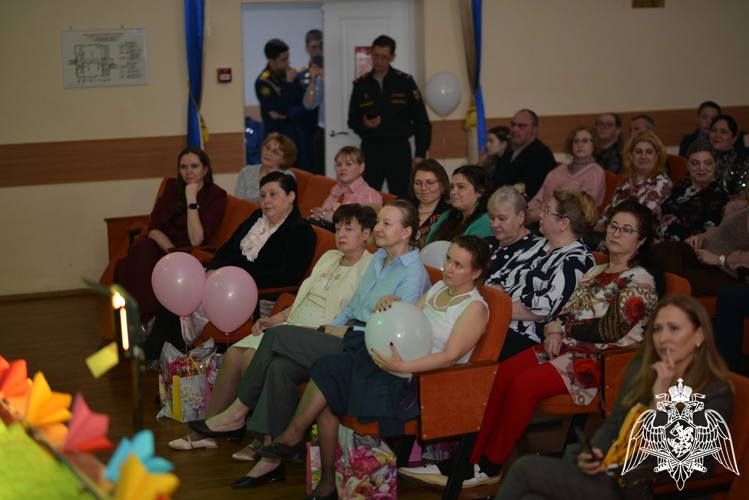 В училище прошел праздничный концерт к 8 Марта