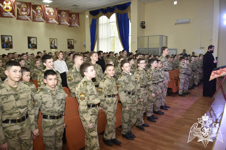Пасха, весна и память о Победе: в училище прошёл праздничный концерт