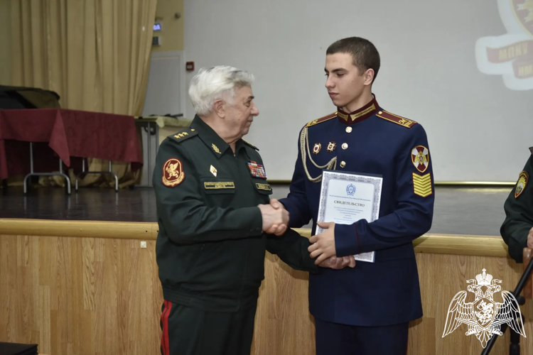 Солдат – это профессия, боец – это черта характера, а воин – это состояние души!