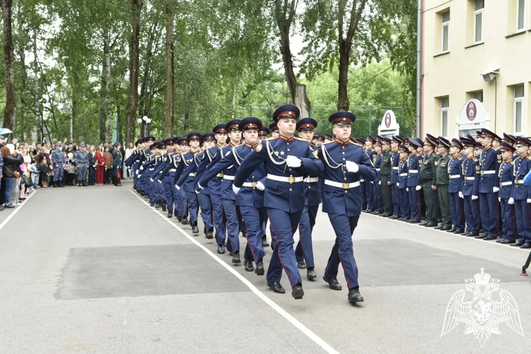 В Московском президентском кадетском училище имени М.А. Шолохова для выпускников 2026 года прозвенел Последний звонок
