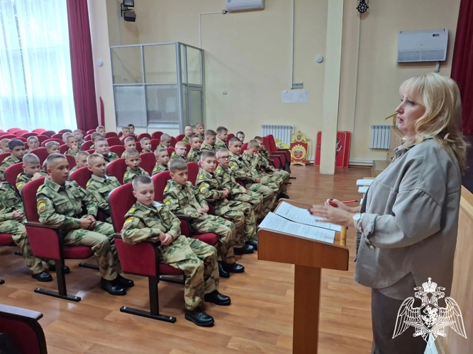 В училище имени М.А. Шолохова проходит подготовительный сбор для воспитанников первого курса